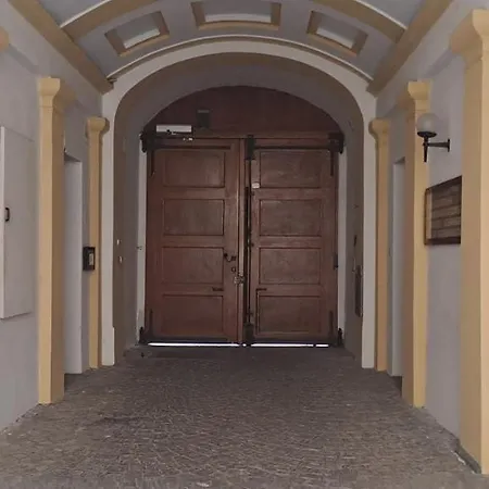 Center Gold Apartment